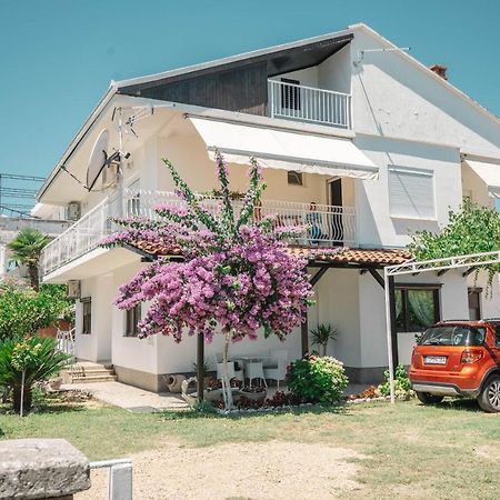 Vila Adriatik Ulcinj Exteriér fotografie