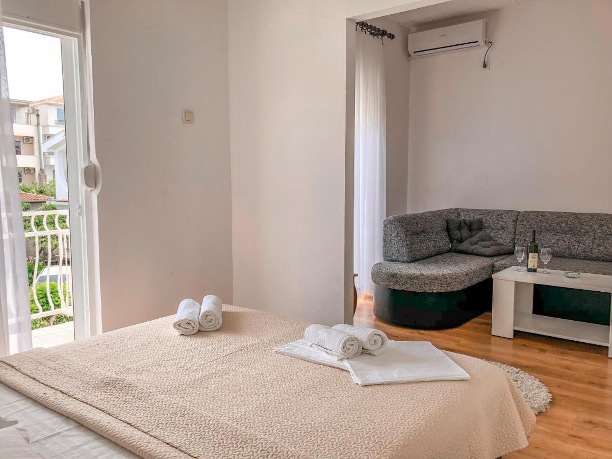 Vila Adriatik Ulcinj Exteriér fotografie
